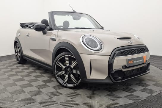 A null MINI CONVERTIBLE 2.0 COOPER S EXCLUSIVE 3d 176 BHP Award Winning 5 Star Dealership