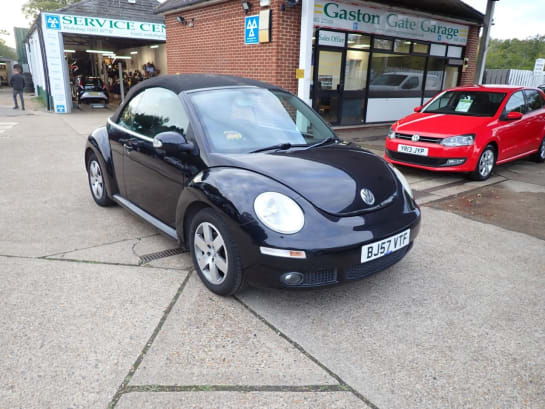 A 2007 VOLKSWAGEN BEETLE 1.6 Luna Cabriolet 2dr Petrol Manual Euro 4 (102 ps) MOT TILL 28 FEB 2026