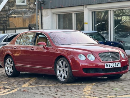 A 2005 BENTLEY CONTINENTAL FLYING SPUR 5 STR