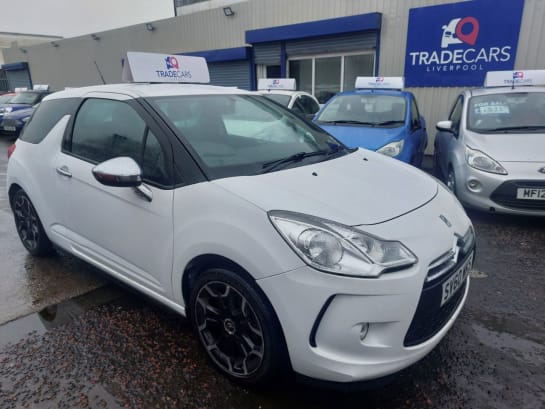 A null CITROEN DS3 1.6 VTi White Hatchback 3dr Petrol Manual Euro 5 (120 ps) ..SERVICE HISTORY