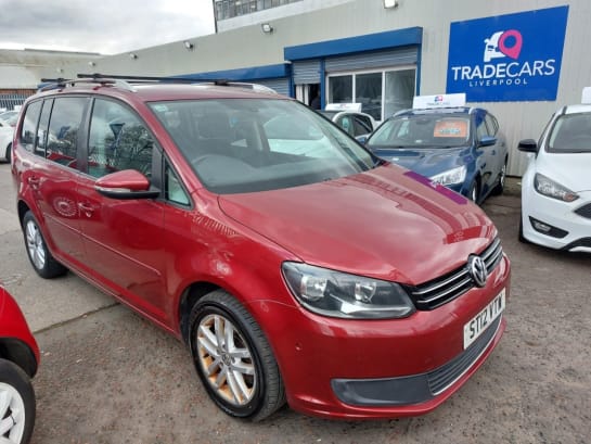 A null VOLKSWAGEN TOURAN 1.6 TDI SE MPV 5dr Diesel DSG Euro 5 (105 ps) IDEAL FAMILY CAR....SERVICE H