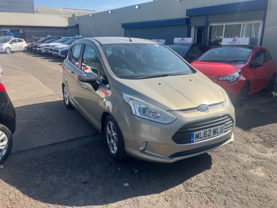A null FORD B-MAX 1.0T EcoBoost Zetec MPV 5dr Petrol Manual Euro 5 (100 ps) .....LOW MILES...