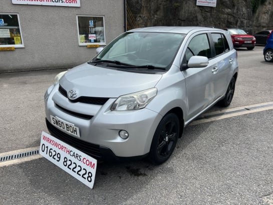 A null TOYOTA URBAN CRUISER 1.4 D-4D SUV 5dr Diesel Manual 4WD Euro 5 (90 ps) **** Full Service History