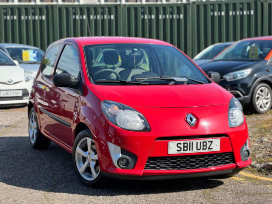 A null RENAULT TWINGO 1.1 EXPRESSION 3d 75 BHP