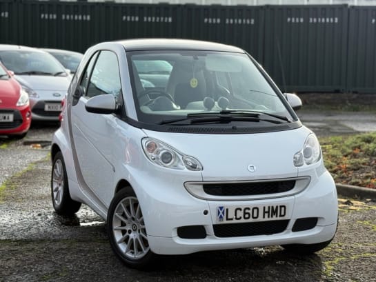 A 2010 SMART FORTWO COUPE PASSION MHD