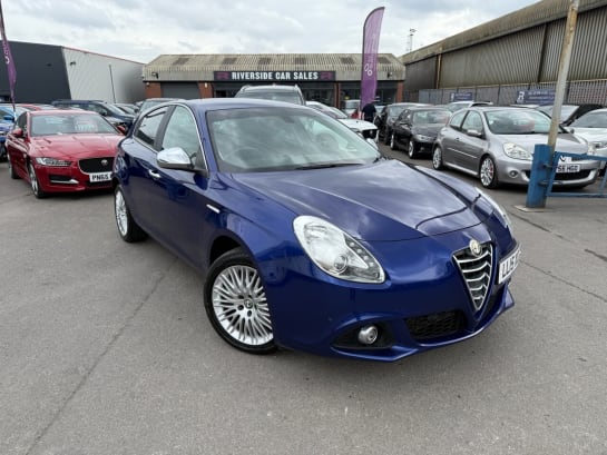 A null ALFA ROMEO GIULIETTA 2.0 JTDM-2 Business Edition Hatchback 5dr Diesel TCT Euro 5 (s/s) (175 bhp)