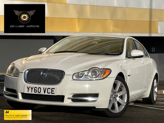 A 2010 JAGUAR XF 3.0d V6 Luxury Saloon 4dr Diesel Auto Euro 5 (240 ps)