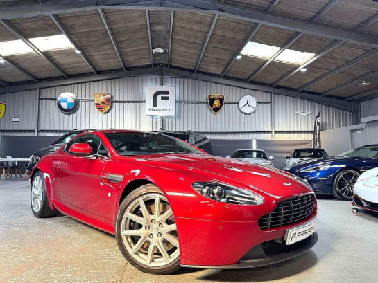 A 2013 ASTON MARTIN VANTAGE V8