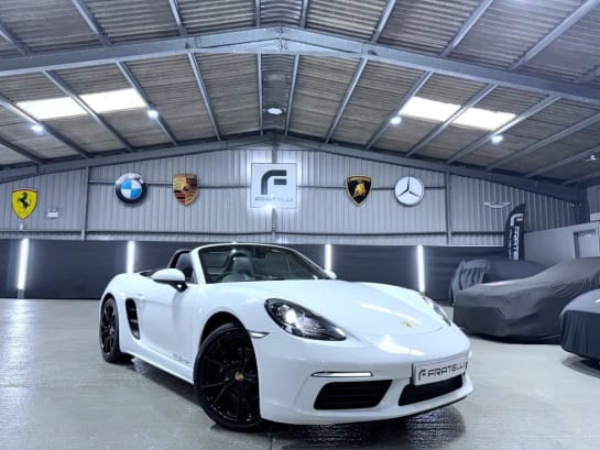 A 2020 PORSCHE 718 BOXSTER PDK