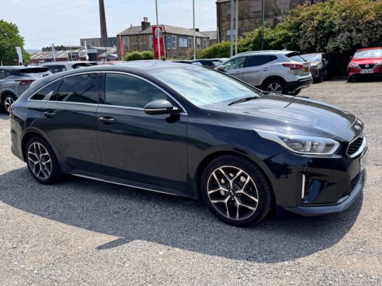 A null KIA PRO CEED SHOOTING BRAKE 1.6 CRDi GT-LINE 135 BHP + SAT NAV + CAMERA