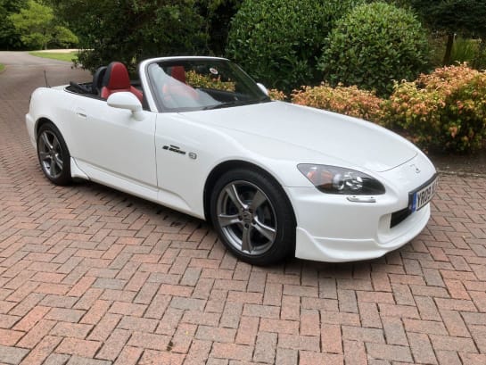 A 2009 HONDA S2000 2.0 i-VTEC GT Edition 100
