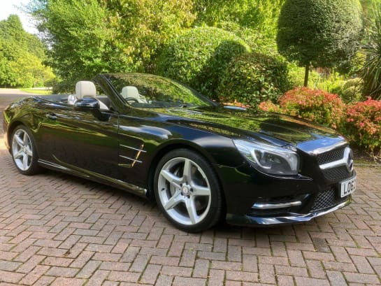 A 2013 MERCEDES-BENZ SL 3.5 SL350 AMG Sport