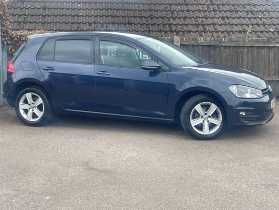 A null VOLKSWAGEN GOLF 1.6 TDI BlueMotion Tech Match Hatchback 5dr Diesel Manual Euro 5 (s/s) (105