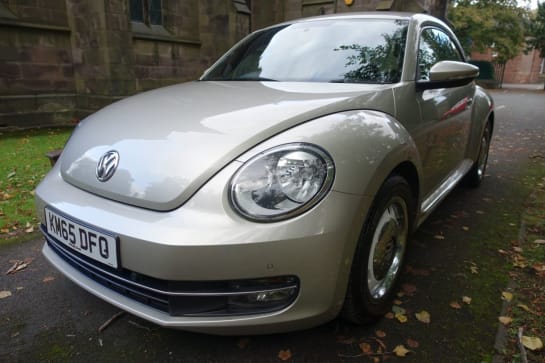 A null VOLKSWAGEN BEETLE 2.0 TDI BlueMotion Tech Design Hatchback 3dr Diesel Manual Euro 6 (s/s) (15