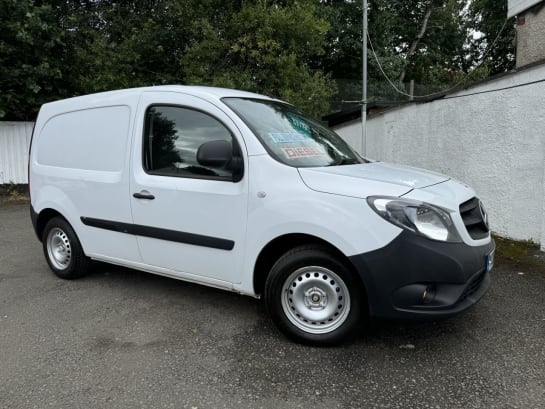 A null MERCEDES-BENZ CITAN 1.5 109 CDI BLUEEFFICIENCY 90 BHP **** FULL SERVICE HISTORY ****