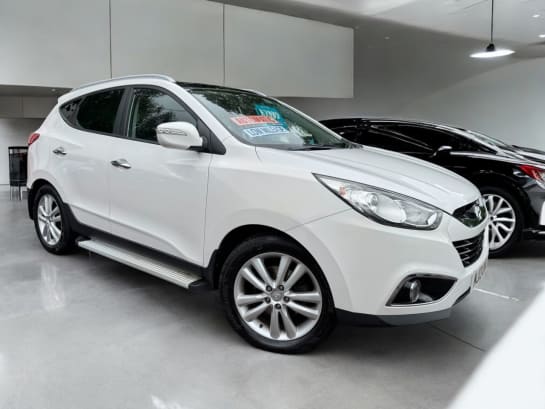 A null HYUNDAI IX35 2.0 CRDi Premium SUV 5dr Diesel Auto 4WD Euro 5 (184 ps) !!!!! LOW MILES !!