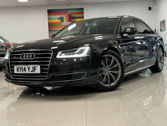 A null AUDI A8 4.0 L TFSI QUATTRO SE EXECUTIVE 4d 429 BHP STUNNING LWB AUDI A8 4.0!