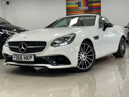 A null MERCEDES-BENZ SLC 2.0 SLC 200 AMG LINE 2d 181 BHP STUNNING SLC + BLACK PACK!