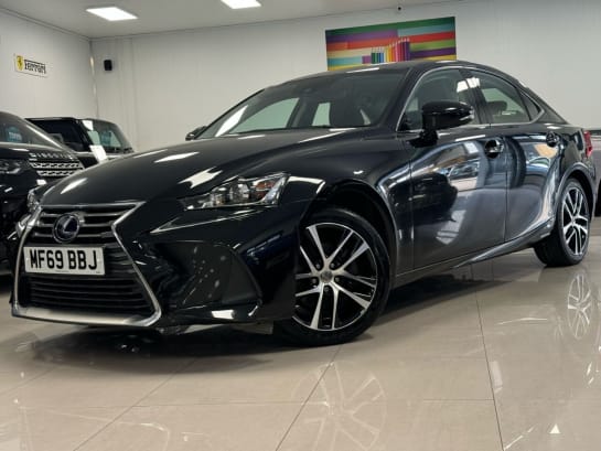 A null LEXUS IS 2.5 300h Saloon 4dr Petrol Hybrid E-CVT Euro 6 (s/s) (223 ps) LOW MILEAGE S