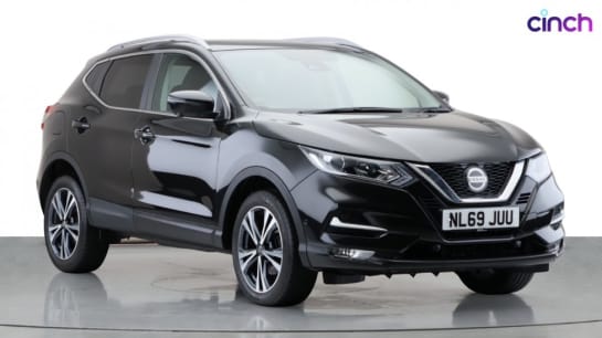 A 2019 NISSAN QASHQAI 1.3 DiG-T N-Connecta 5dr [Glass Roof Pack]