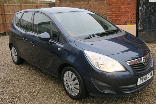 A null VAUXHALL MERIVA 1.4 16V Exclusiv MPV 5dr Petrol Manual Euro 5 (100 ps) SERVICE HISTORY