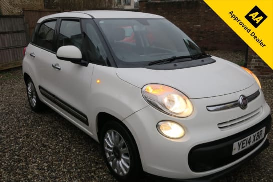 A null FIAT 500L 1.4 Pop Star MPV 5dr Petrol Manual Euro 6 (95 bhp) SERVICE HISTORY