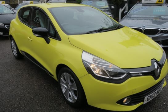 A null RENAULT CLIO 0.9 TCe Dynamique MediaNav Hatchback 5dr Petrol Manual Euro 5 (s/s) (90 ps)