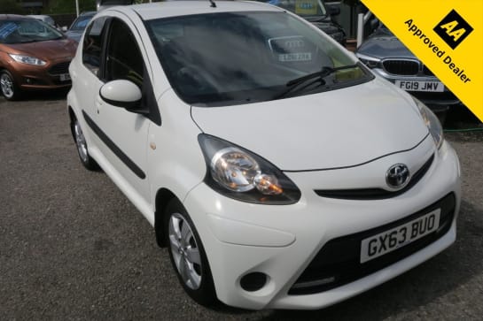 A null TOYOTA AYGO 1.0 VVT-i Hatchback 5dr Petrol Manual Euro 5 (67 ps) SERVICE HISTORY