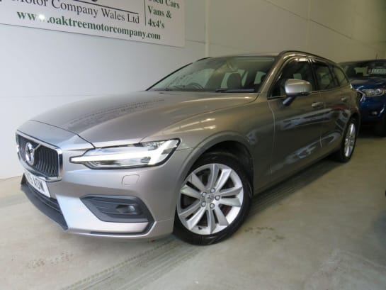 A 2019 VOLVO V60 2.0 D4 Momentum Pro Auto Euro 6 (s/s) 5dr