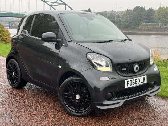 A null SMART FORTWO 0.9 BRABUS PREMIUM 2d 108 BHP AIR CON, FLAPPY PADDLES, CRUISE