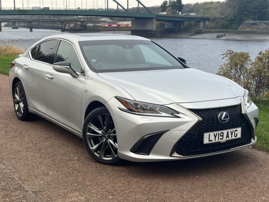 A null LEXUS ES 2.5 300h F Sport Saloon 4dr Petrol Hybrid E-CVT Euro 6 (s/s) (218 ps) **HEA