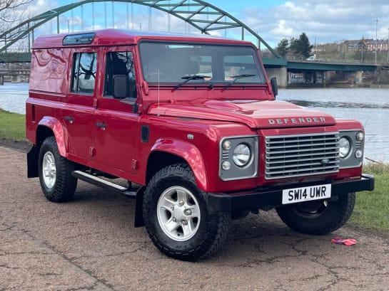 A null LAND ROVER DEFENDER 2.2 TDCi XS Utility Wagon Double Cab 5dr Diesel Manual 4WD MWB Euro 5 (122