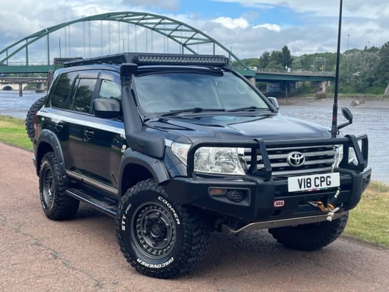 A null TOYOTA LAND CRUISER 4.7 V8 AUTO 228BHP **REVERSE CAMERA**