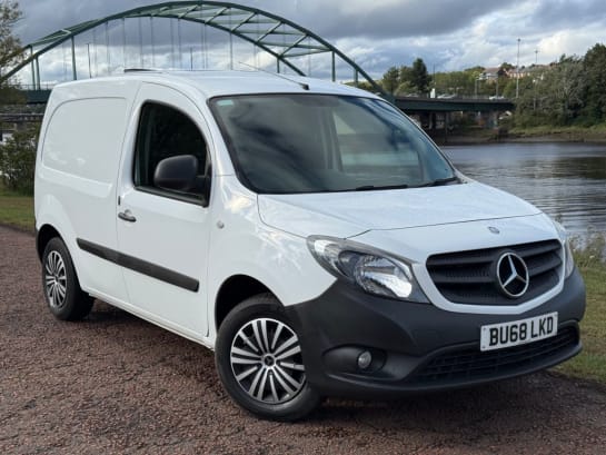 A null MERCEDES-BENZ CITAN 1.5 109 CDI BlueEfficiency Panel Van 5dr Diesel Manual L2 Euro 6 (s/s) (90