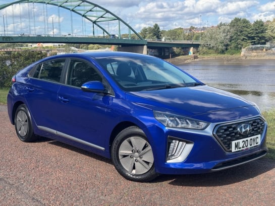 A null HYUNDAI IONIQ 1.6 h-GDi Premium Hatchback 5dr Petrol Hybrid DCT Euro 6 (s/s) (141 ps) FUL