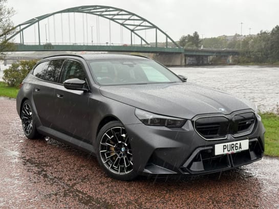 A null BMW M5 4.4 22.1kWh Touring 5dr Petrol Plug-in Hybrid Steptronic xDrive Euro 6 (s/s