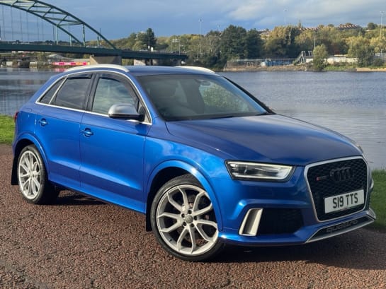 A null AUDI RS Q3 2.5 TFSI SUV 5dr Petrol S Tronic quattro Euro 5 (s/s) (310 ps) **REVESING C