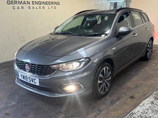 A 2019 FIAT TIPO 1.6 MultiJetII Lounge Euro 6 (s/s) 5dr