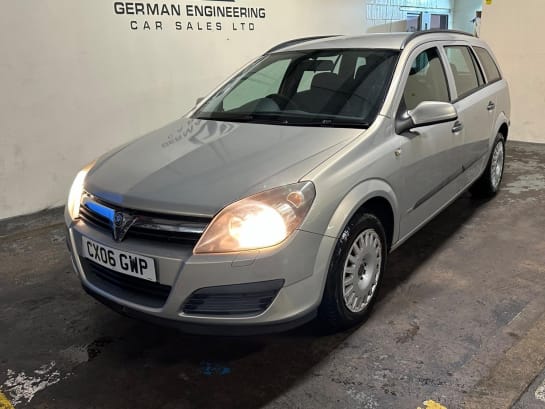 A 2006 VAUXHALL ASTRA 1.8i 16v Life 5dr