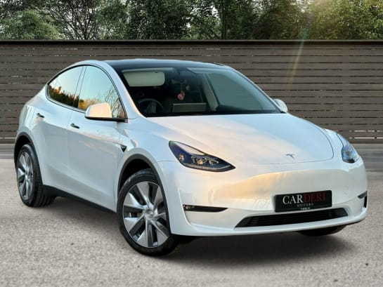 A null TESLA MODEL Y (Dual Motor) Long Range Auto 4WDE 5dr