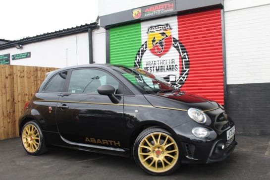 A null ABARTH 595 1.4 595 SCORPIONEORO 3d 162 BHP One of 200 UK cars ONE OF 200 UK CARS