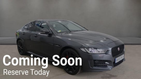 A null JAGUAR XE 2.0d R-Sport Saloon 4dr Diesel Auto AWD Euro 6 (s/s) (240 ps)