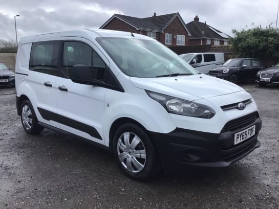 A 2015 FORD TRANSIT CONNECT 220 DCB