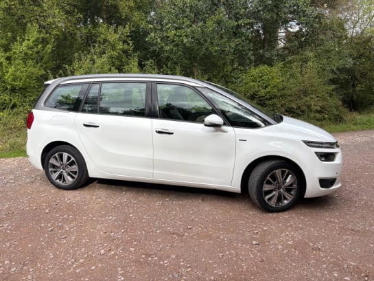 A null CITROEN GRAND C4 PICASSO 1.6 e-HDi Airdream Exclusive MPV 5dr Diesel ETG6 Euro 5 (s/s) (115 ps) £20