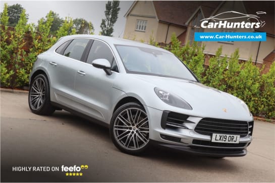 A null PORSCHE MACAN 3.0T V6 S SUV 5dr Petrol PDK 4WD Euro 6 (s/s) (354 ps)