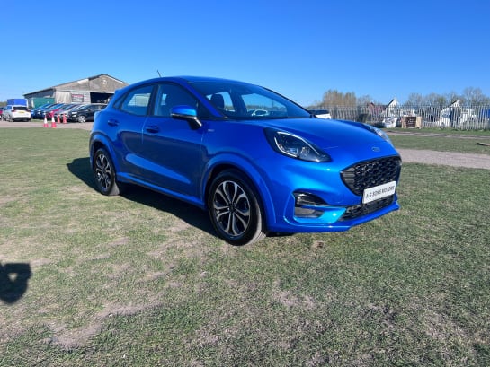 A null FORD PUMA ST-LINE MHEV 5-Door