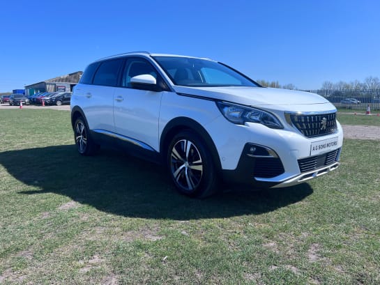 A null PEUGEOT 5008 PURETECH S/S ALLURE 5-Door
