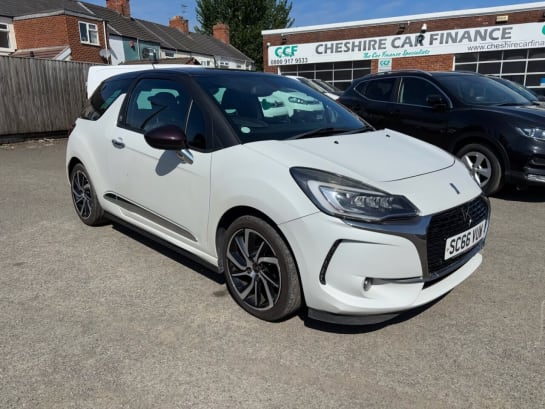 A null DS AUTOMOBILES DS 3 1.2 PureTech Givenchy Le Makeup Hatchback 3dr Petrol Manual Euro 6 (s/s) (1