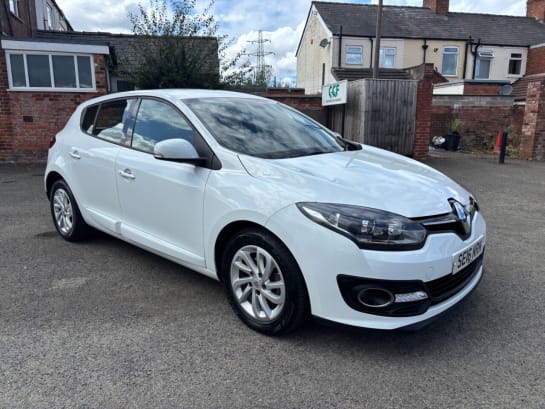 A null RENAULT MEGANE 1.5 dCi Dynamique Nav Hatchback 5dr Diesel Manual Euro 6 (s/s) (110 ps)