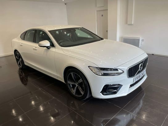 A 2018 VOLVO S90 D4 R-DESIGN